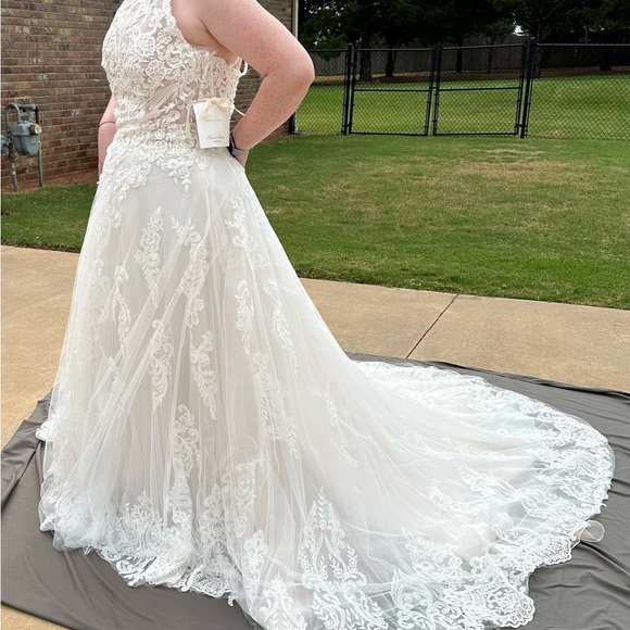 Morilee Rebecca wedding gown NWT - Picture 3 of 12